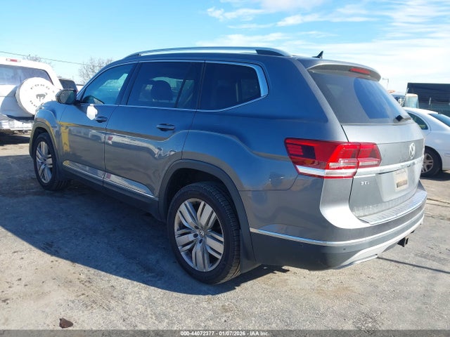 1V2NR2CA1JC570597 Volkswagen Atlas 3.6l V6 Sel Premium