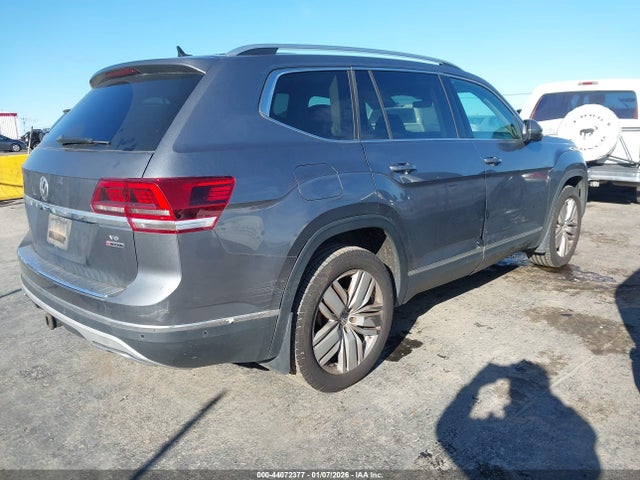 1V2NR2CA1JC570597 Volkswagen Atlas 3.6l V6 Sel Premium
