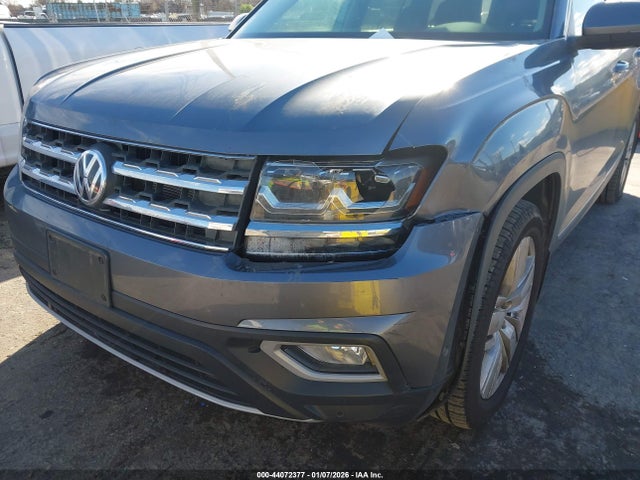 1V2NR2CA1JC570597 Volkswagen Atlas 3.6l V6 Sel Premium