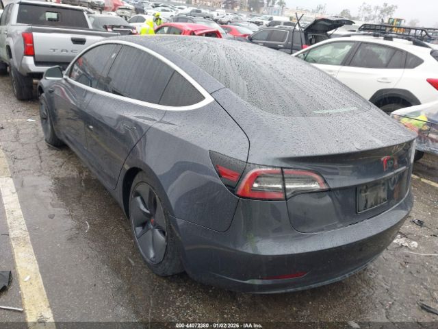 2019 TESLA MODEL 3 5YJ3E1EA8KF190270 Photo 2