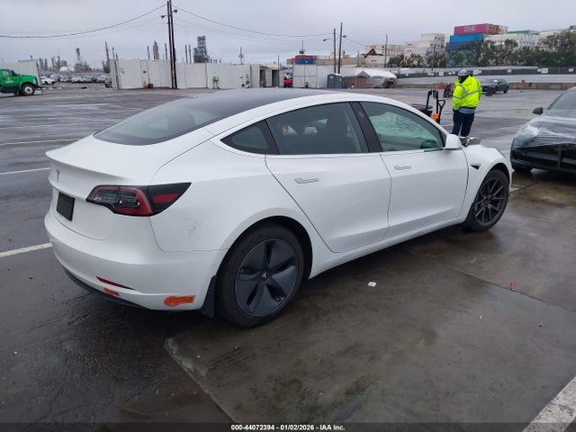 2019 TESLA MODEL 3 5YJ3E1EA4KF326474 Photo 3