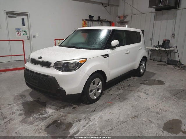 KIA Soul 2014 KNDJN2A29E7747256 Image 2