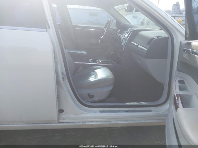 Продаж на аукціоні авто 2008 Chrysler 300c Hemi, vin: 2C3KA63H18H210063, номер лоту: 44072420