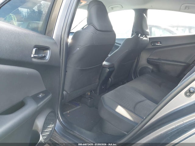 Toyota Prius Two Eco 2018 JTDKARFU7J3550381 Image 8