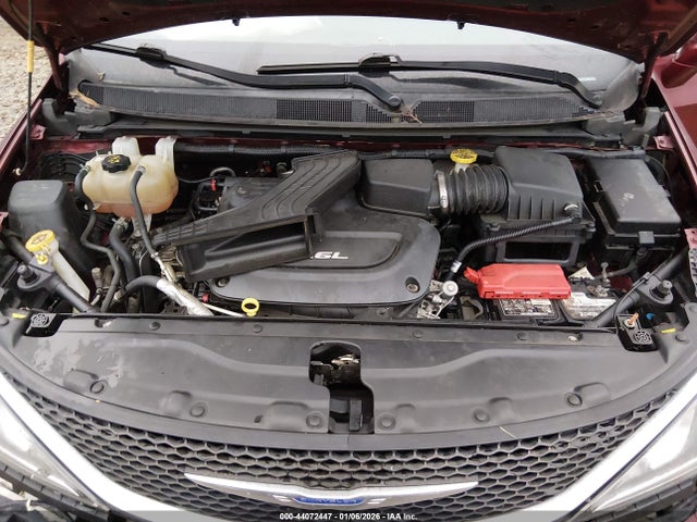 Продажа на аукционе авто 2018 Chrysler Pacifica Limited, vin: 2C4RC1GG8JR320682, номер лота: 44072447