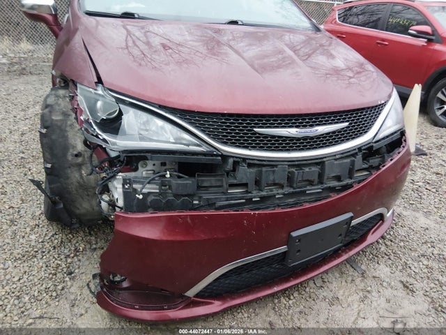 Продажа на аукционе авто 2018 Chrysler Pacifica Limited, vin: 2C4RC1GG8JR320682, номер лота: 44072447