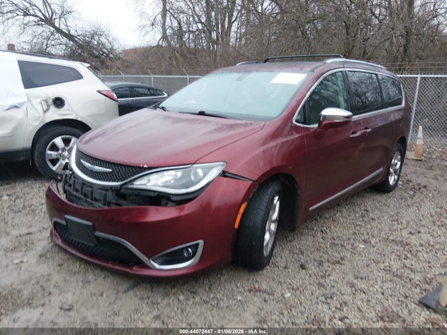 Продажа на аукционе авто 2018 Chrysler Pacifica Limited, vin: 2C4RC1GG8JR320682, номер лота: 44072447