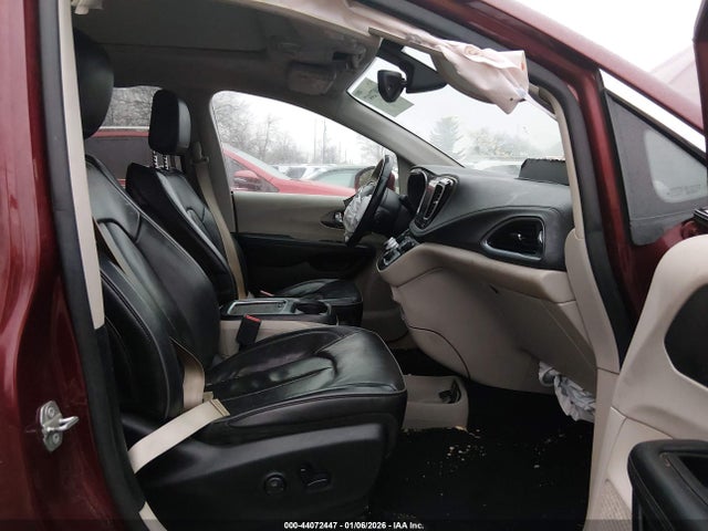Продажа на аукционе авто 2018 Chrysler Pacifica Limited, vin: 2C4RC1GG8JR320682, номер лота: 44072447