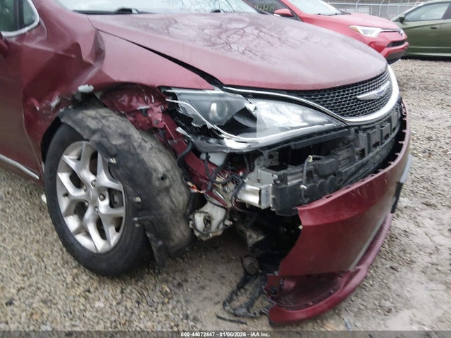 Продажа на аукционе авто 2018 Chrysler Pacifica Limited, vin: 2C4RC1GG8JR320682, номер лота: 44072447