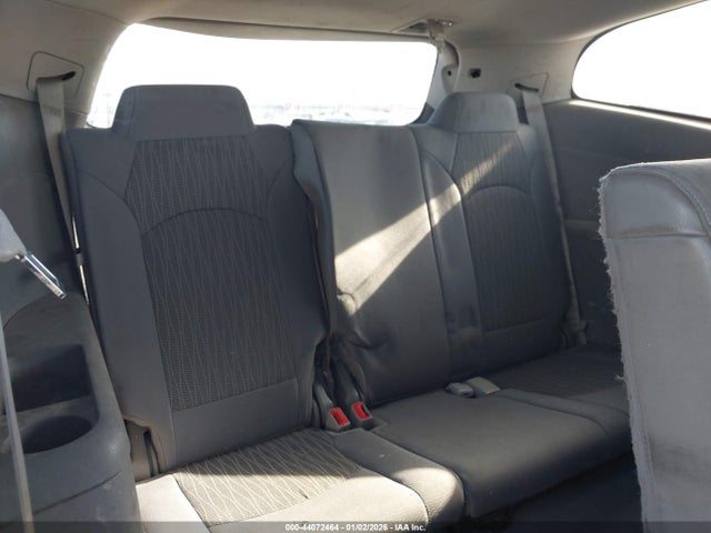 Chevrolet Traverse 1lt 2015 1GNKRGKD9FJ345612 Image 17