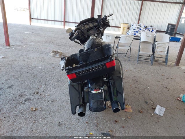 2016 HARLEY-DAVIDSON FLHX 1HD1KBM13GB613000 Photo 5