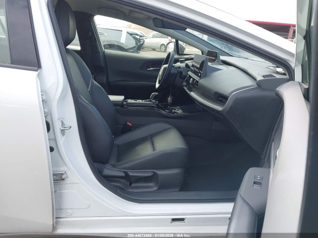 JTDACAAU6R3032692 Toyota PRIUS XLE