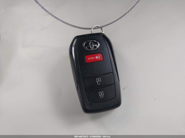 JTDACAAU2P3009262 Toyota Prius Le