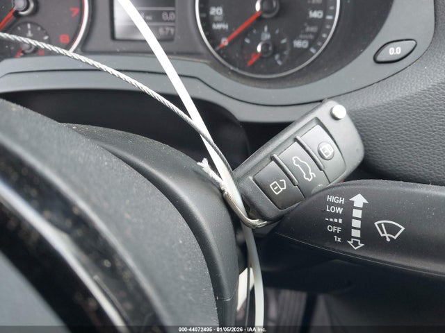 2018 AUDI Q3 WA1JCCFS9JR033639 Photo 10