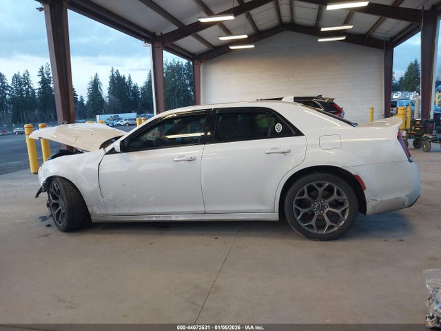 Chrysler 300 300s 2017 2C3CCABG5HH664780 Image 15