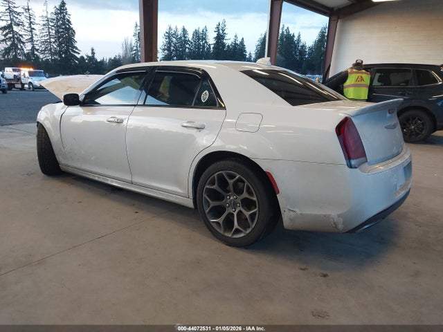 2017 CHRYSLER 300 2C3CCABG5HH664780 Photo 2