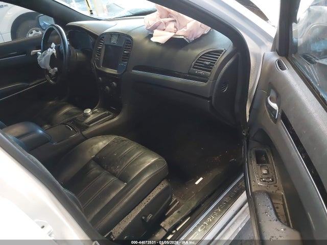 2017 CHRYSLER 300 2C3CCABG5HH664780 Photo 4