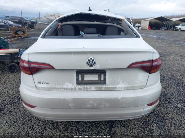 3VWN57BU4KM109705 Volkswagen Jetta 1.4t S