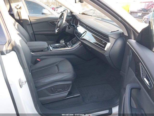 2023 AUDI Q8 WA1EVBF19PD005147 Photo 4