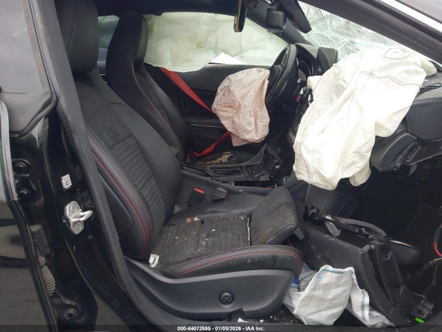 2018 MERCEDES-BENZ CLA WDDSJ4EB7JN542469 Photo 4