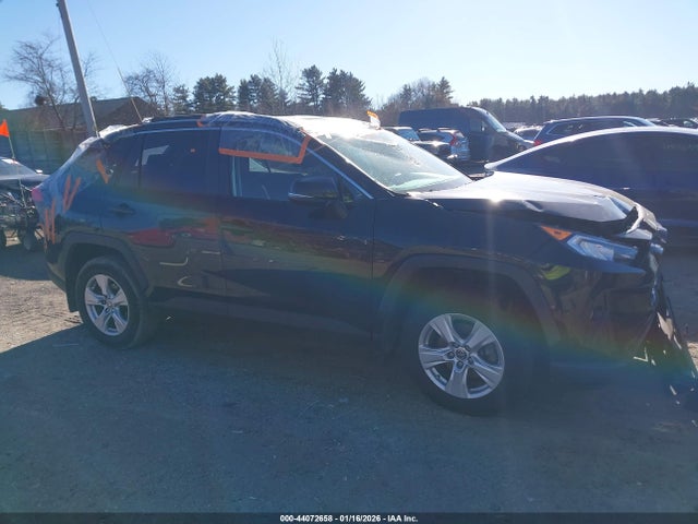 Toyota Rav4 Xle 2021 JTMP1RFV9MD532381 Image 13