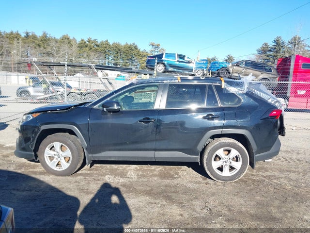 Toyota Rav4 Xle 2021 JTMP1RFV9MD532381 Image 14