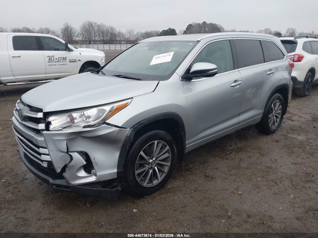 Продаж на аукціоні авто 2017 Toyota Highlander Xle, vin: 5TDKZRFH5HS518761, номер лоту: 44072674