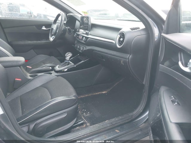 2021 KIA FORTE 3KPF34AD9ME284137 Photo 4