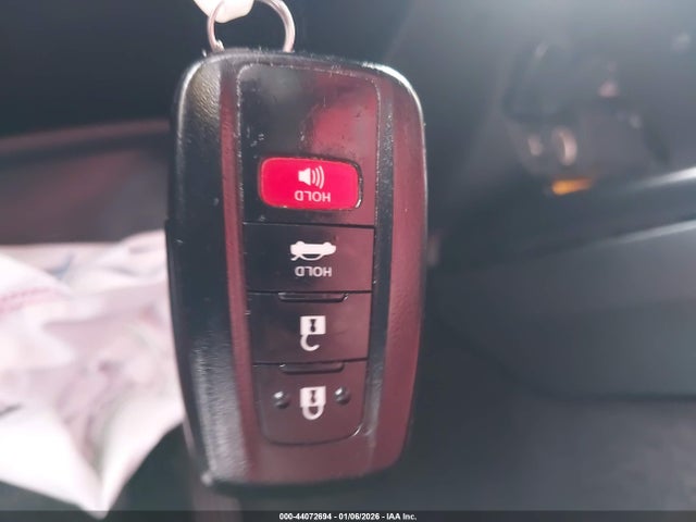 4T1B61HK3KU270897 Toyota CAMRY XSE