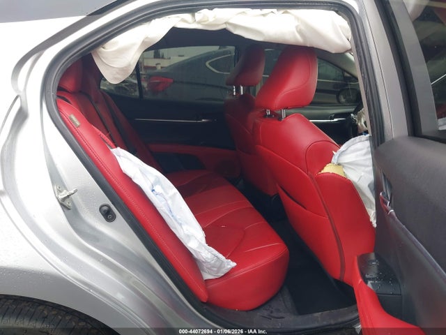 4T1B61HK3KU270897 Toyota CAMRY XSE