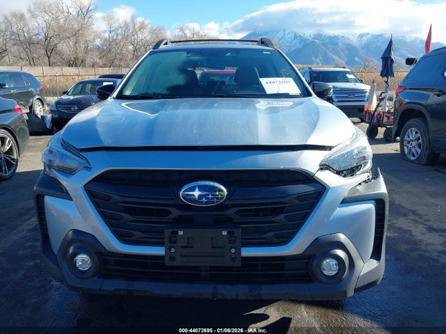 4S4BTALCXR3239994 Subaru Outback Onyx Edition