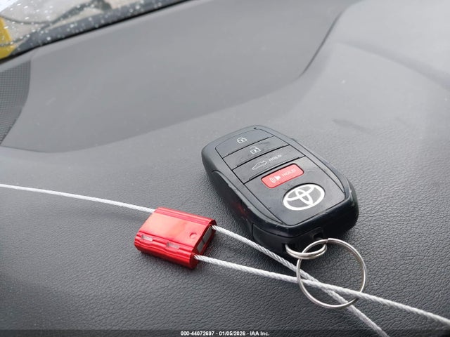 JTDP4MCE6P3516843 Toyota COROLLA SE