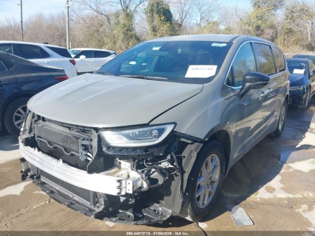 2025 CHRYSLER PACIFICA 2C4RC1BG2SR556009 Photo 1