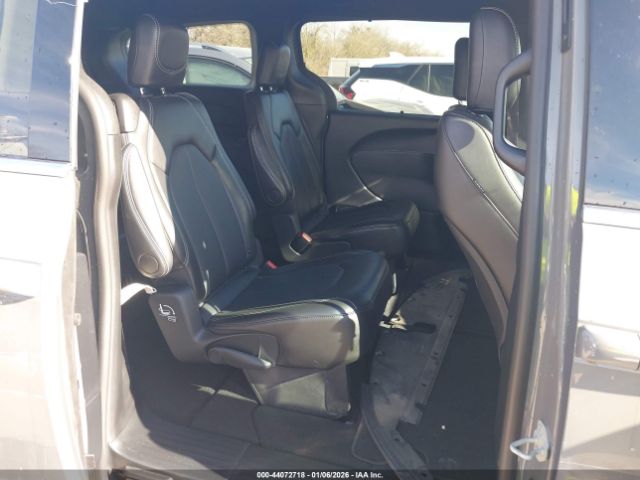 2025 CHRYSLER PACIFICA 2C4RC1BG2SR556009 Photo 7