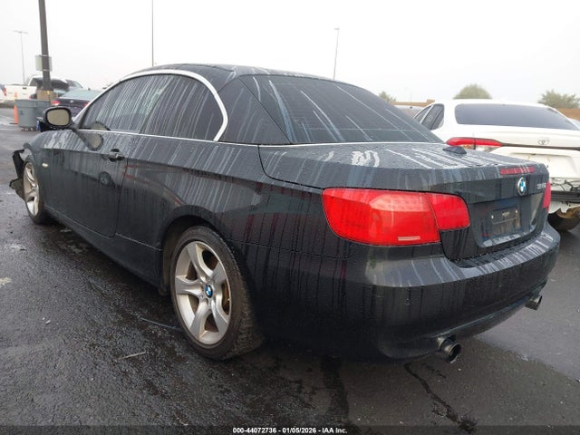 2013 BMW 335I WBADX7C50DJ589061 Photo 2