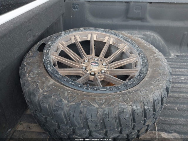 3GCUKREC9GG126477 Chevrolet Silverado 1500 1lt