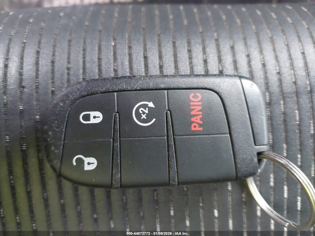 3C4PDCAB8GT245260 Dodge JOURNEY SE