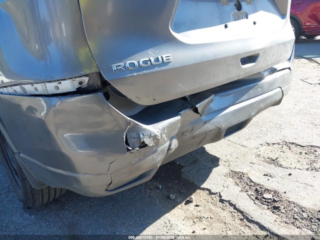 44072793 :رقم المزاد ، KNMAT2MT9FP566038 vin ، 2015 Nissan Rogue S مزاد بيع