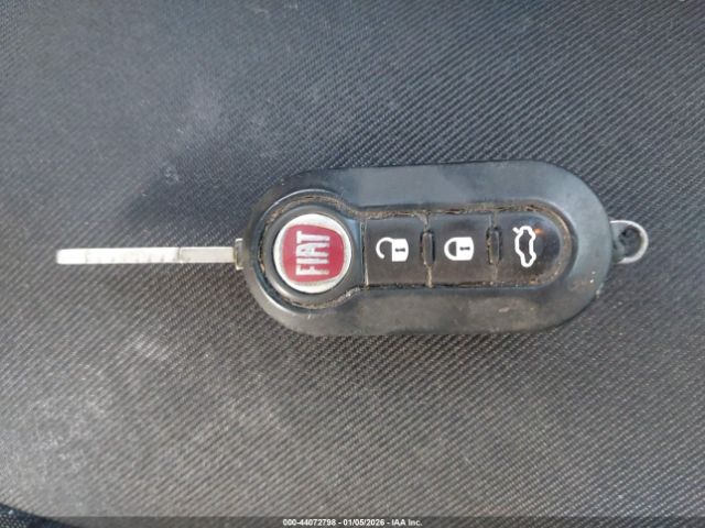 2018 FIAT 500 3C3CFFKH0JT504719 Photo 10