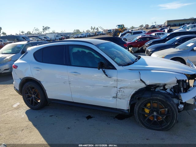ZASPAJAN3L7C76297 Alfa Romeo Stelvio Rwd