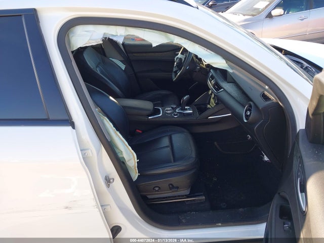 2020 ALFA ROMEO STELVIO ZASPAJAN3L7C76297 Photo 4