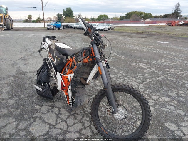 KTM 690 Enduro R 2014 VBKLET409EM767418 main image