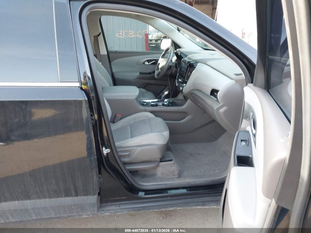 1GNERGKW3MJ127113 Chevrolet Traverse Fwd Lt Cloth