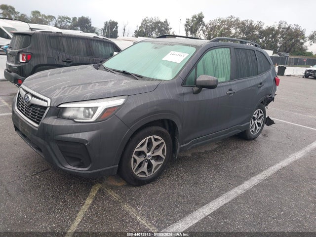 JF2SKAJC3LH505703 Subaru Forester Premium