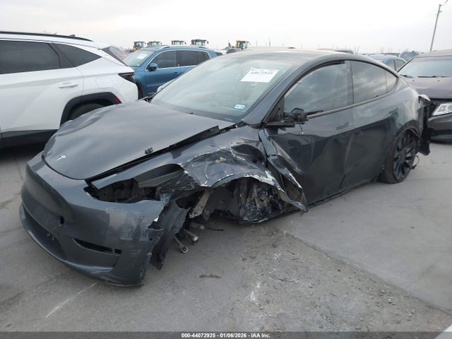 2022 TESLA MODEL Y 7SAYGDEF6NF513560 Photo 1