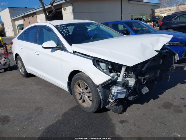 2015 HYUNDAI SONATA 5NPE24AF7FH166165