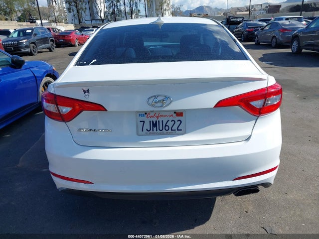 5NPE24AF7FH166165 Hyundai SONATA SE