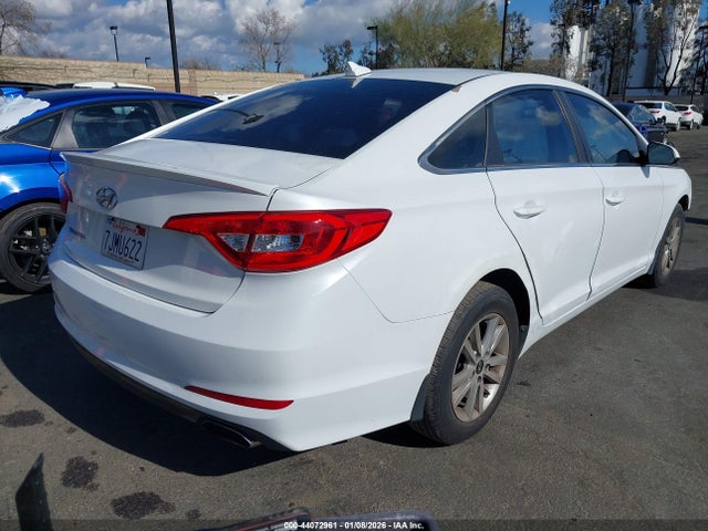 2015 HYUNDAI SONATA 5NPE24AF7FH166165 Photo 3