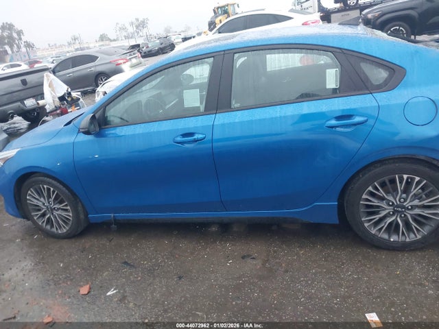 3KPF54AD1RE737040 KIA Forte Gt-line