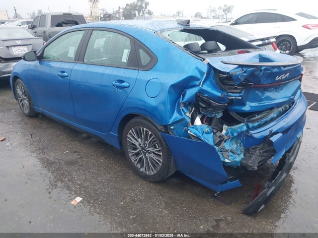 3KPF54AD1RE737040 KIA Forte Gt-line